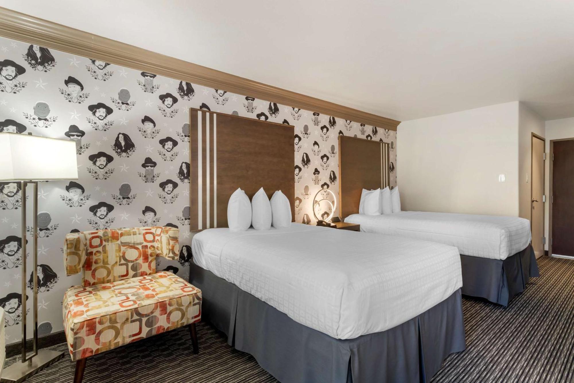 Aiden Austin City Hotel Exterior photo