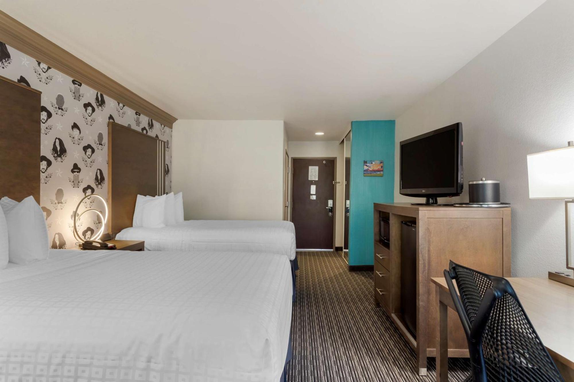 Aiden Austin City Hotel Exterior photo