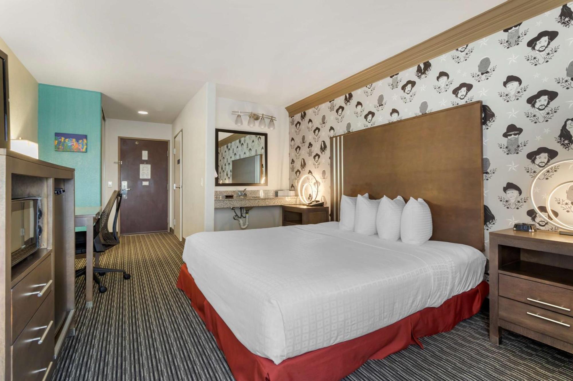 Aiden Austin City Hotel Exterior photo